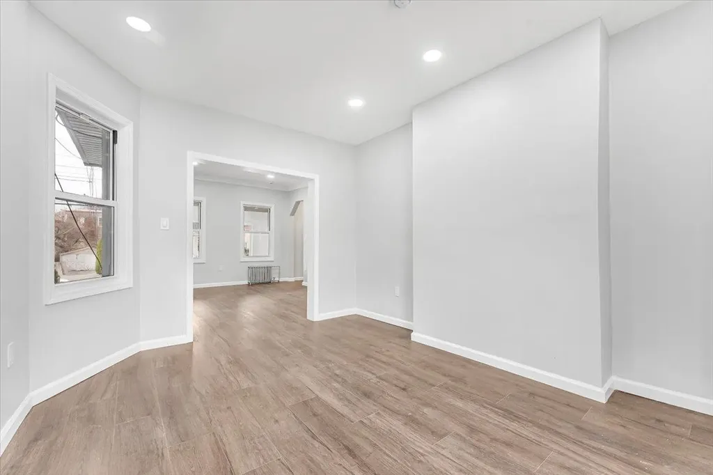 421 S 1st Avenue Mount Vernon NY 10550