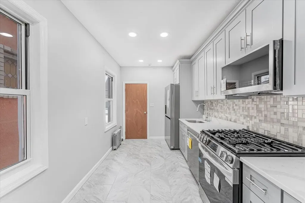 421 S 1st Avenue Mount Vernon NY 10550
