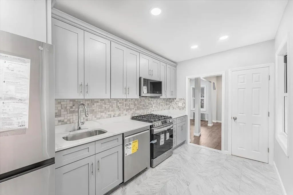 421 S 1st Avenue Mount Vernon NY 10550