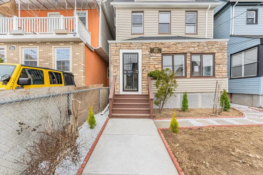 421 S 1st Avenue Mount Vernon NY 10550