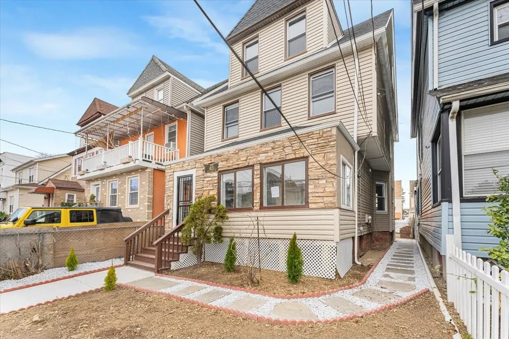 421 S 1st Avenue Mount Vernon NY 10550