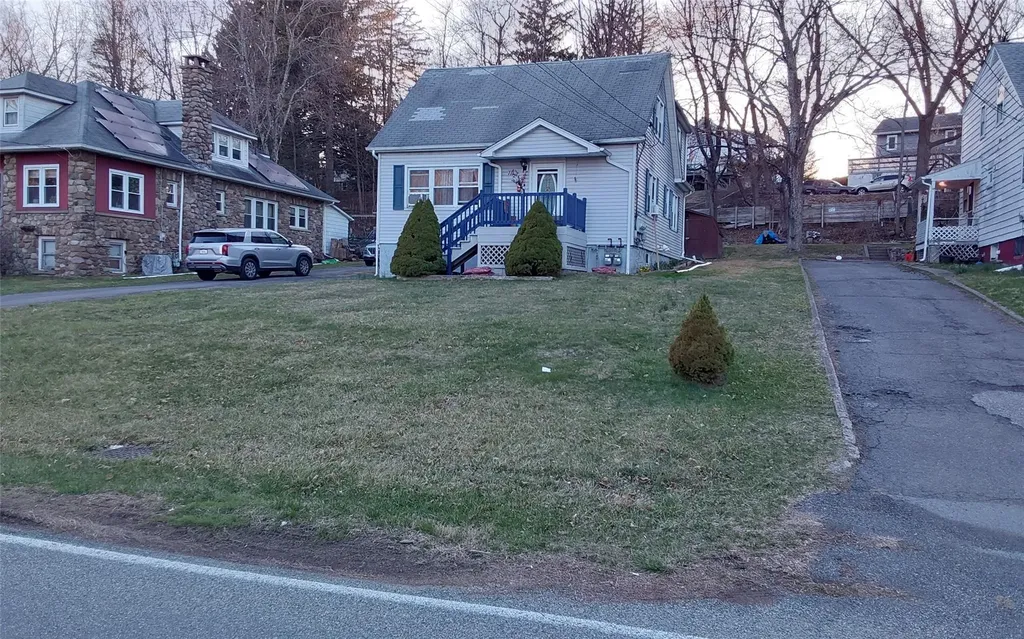 11 Mcelroy Place Monroe NY 10950