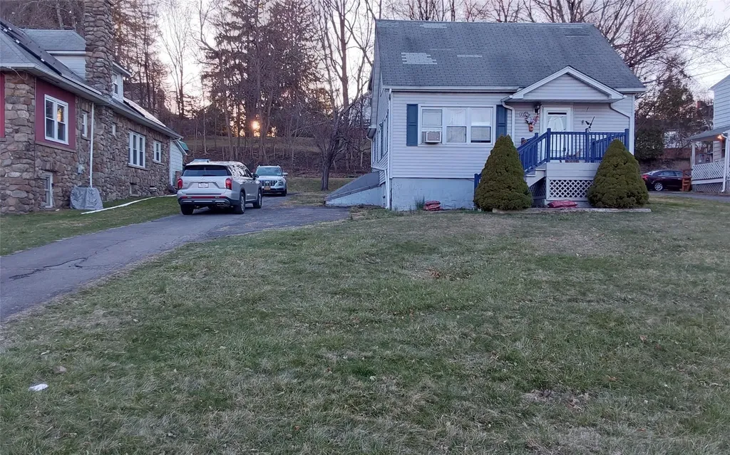 11 Mcelroy Place Monroe NY 10950