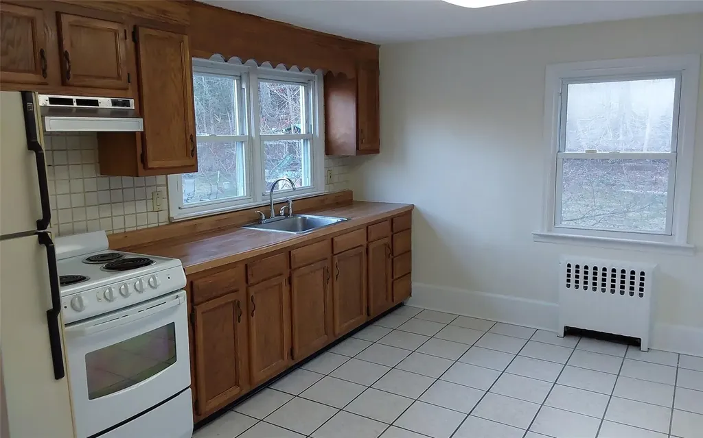 11 Mcelroy Place Monroe NY 10950