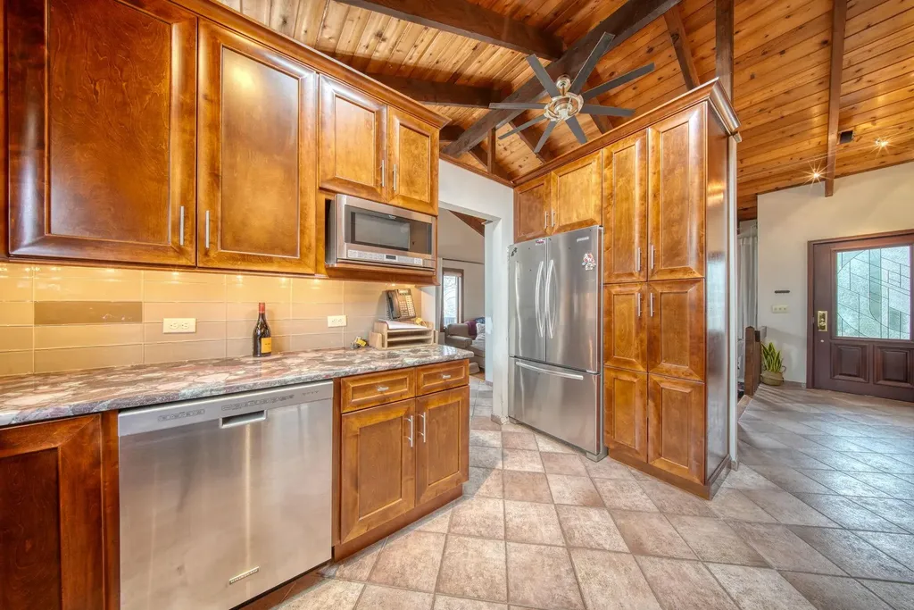 23 Fox Road Florida NY 10921