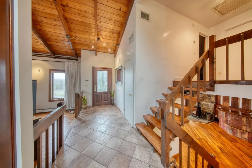 23 Fox Road Florida NY 10921