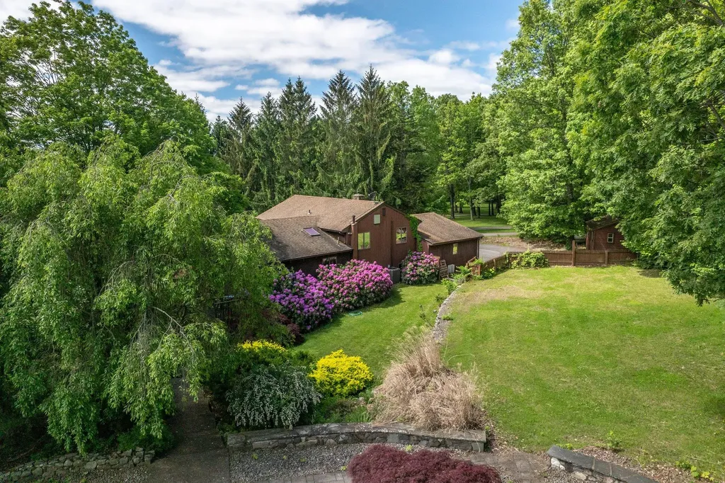 23 Fox Road Florida NY 10921