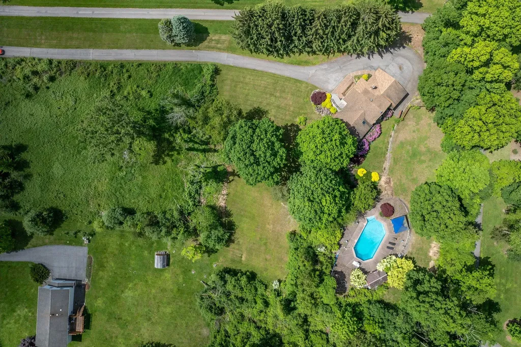 23 Fox Road Florida NY 10921