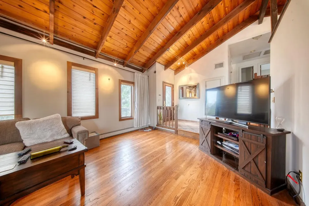 23 Fox Road Florida NY 10921