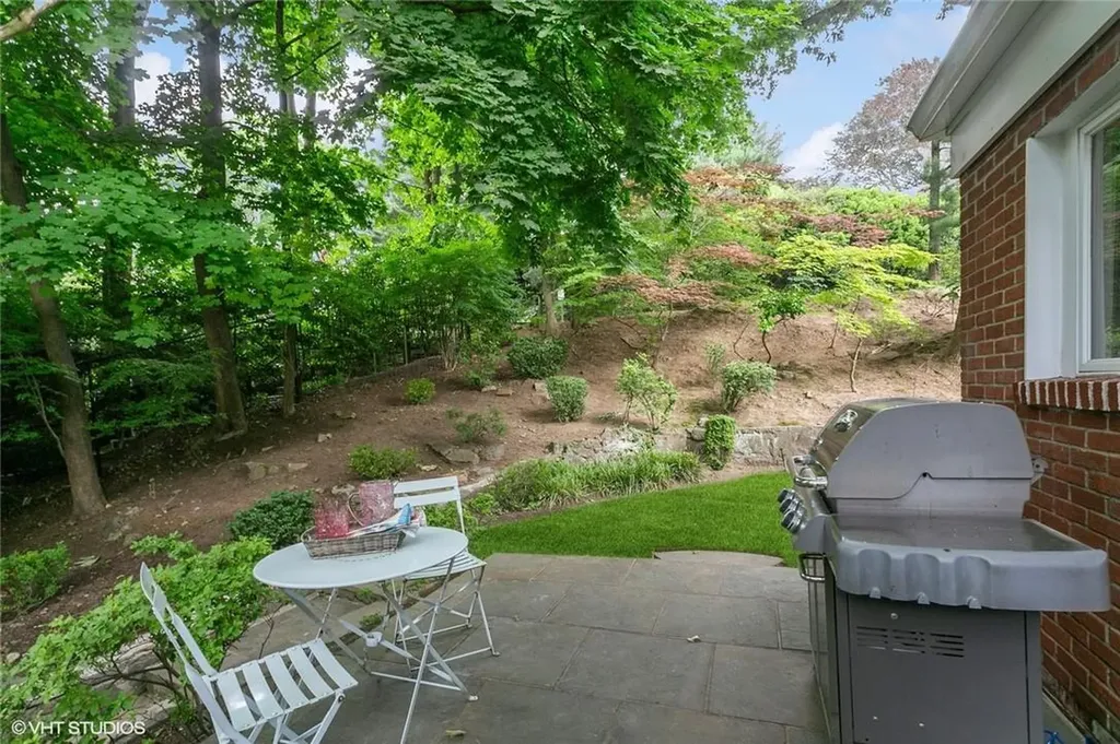 30 Appleton Place Dobbs Ferry NY 10522
