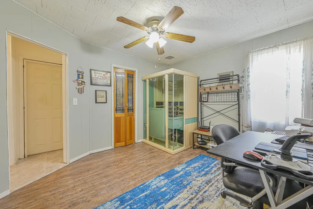 8 Lonscreek Place Mastic Beach NY 11951