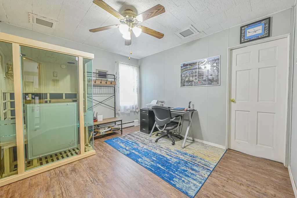 8 Lonscreek Place Mastic Beach NY 11951