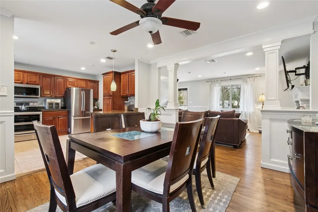 20 Ruth Lane Ridge NY 11961