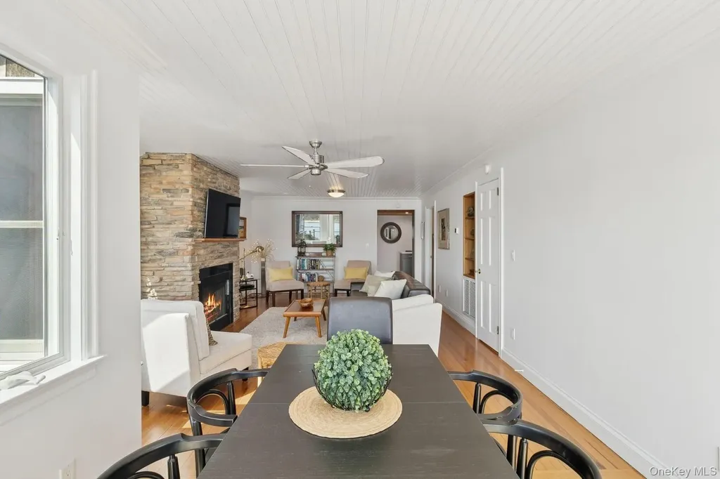 80 Towd Point Road Southampton NY 11968