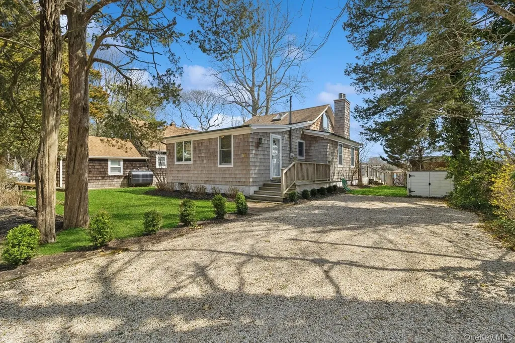80 Towd Point Road Southampton NY 11968