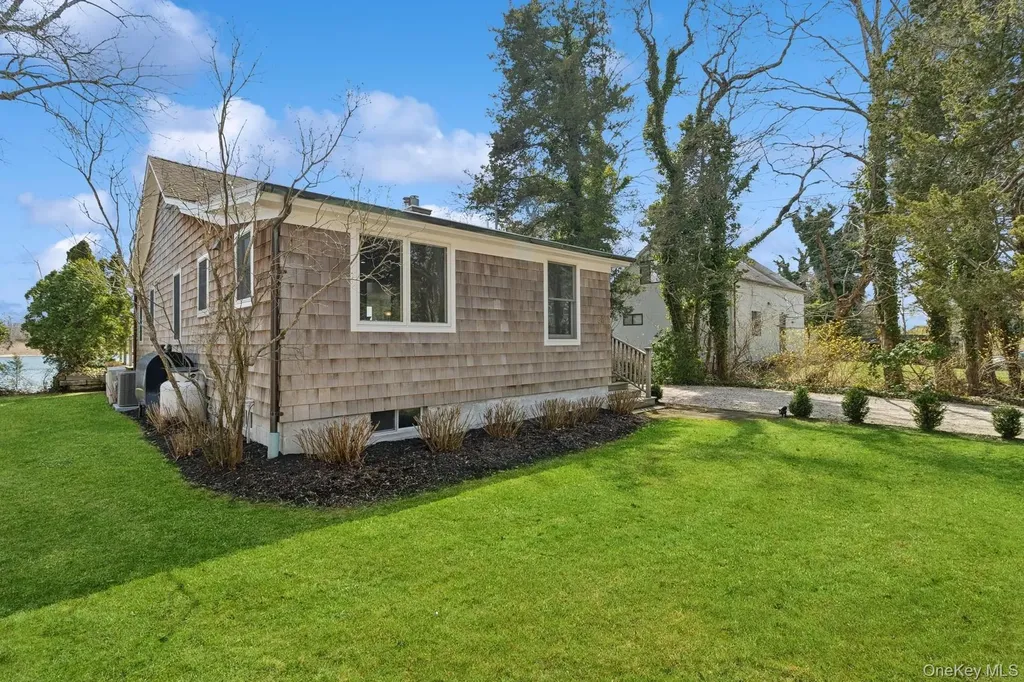 80 Towd Point Road Southampton NY 11968