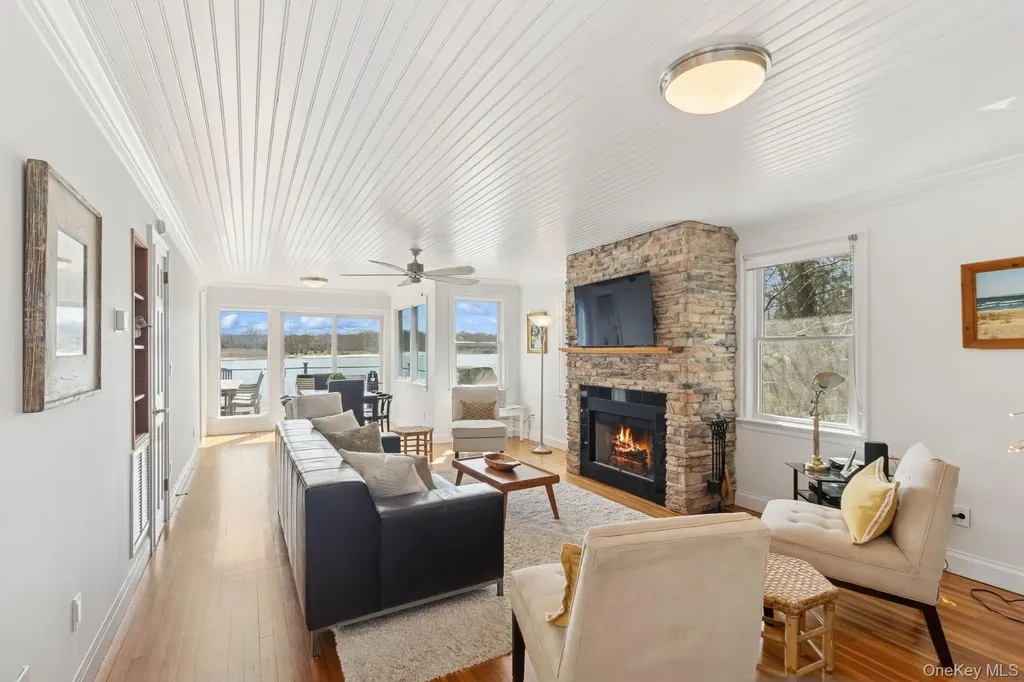 80 Towd Point Road Southampton NY 11968