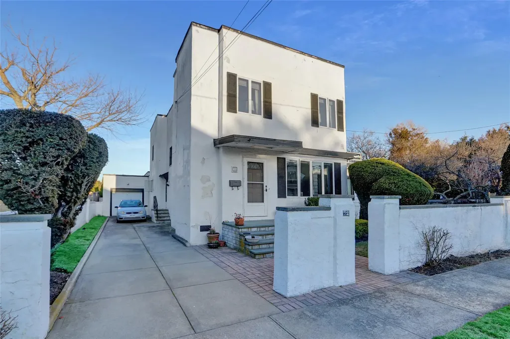72 Fulton Avenue Atlantic Beach NY 11509