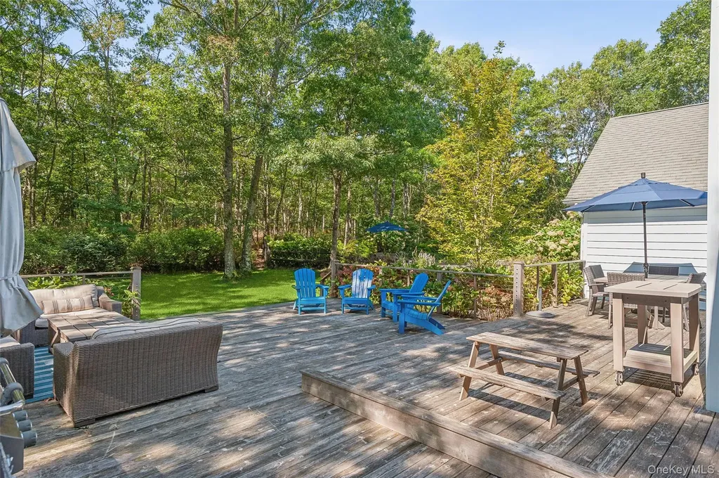 14 Hildreth Road Hampton Bays NY 11946