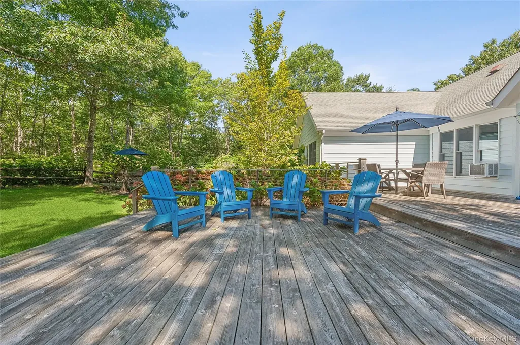 14 Hildreth Road Hampton Bays NY 11946