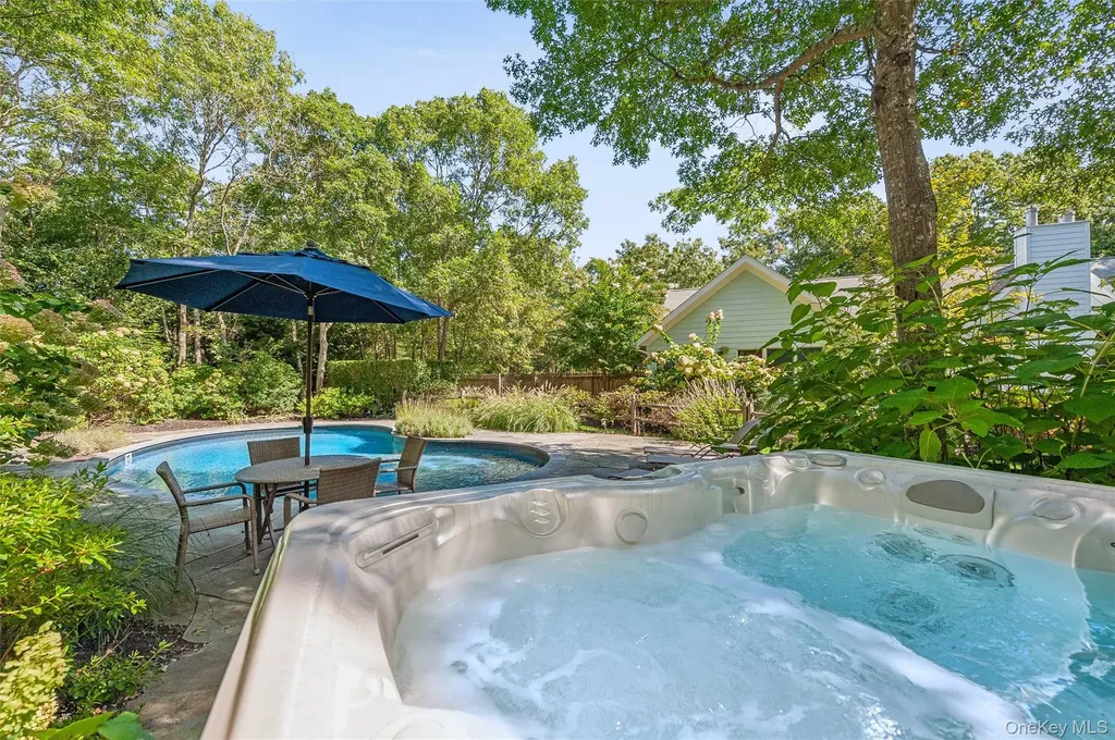 14 Hildreth Road Hampton Bays NY 11946