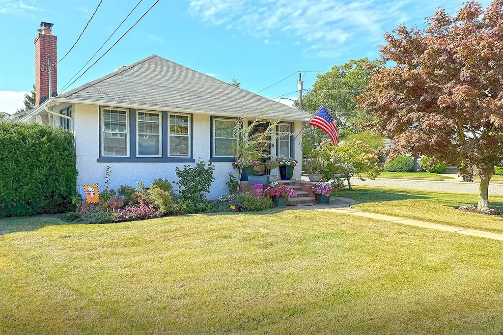 2614 Park Avenue Baldwin NY 11510