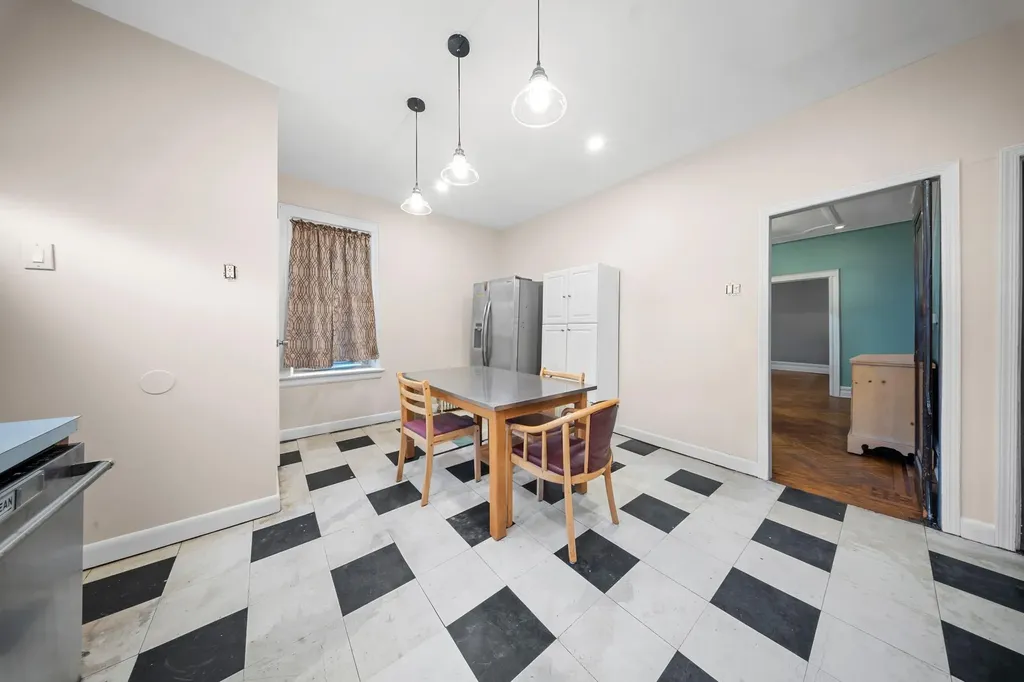 87 E 32nd Street Brooklyn NY 11226