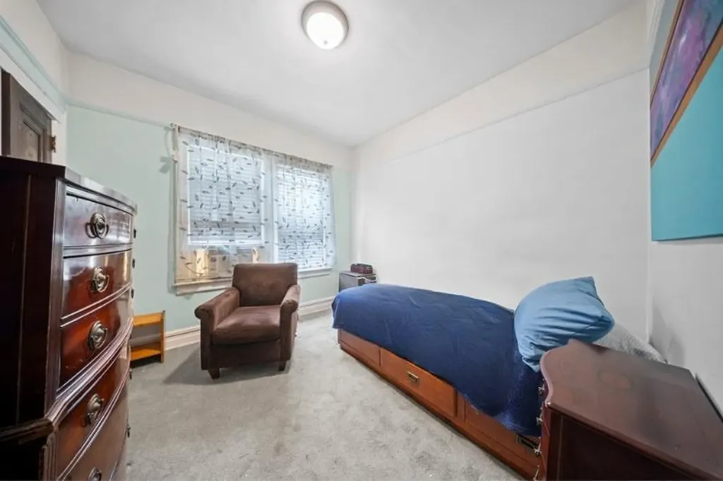 87 E 32nd Street Brooklyn NY 11226