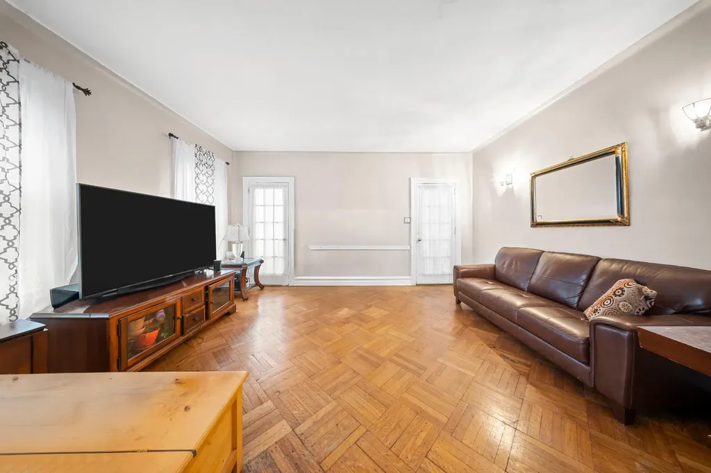 87 E 32nd Street Brooklyn NY 11226