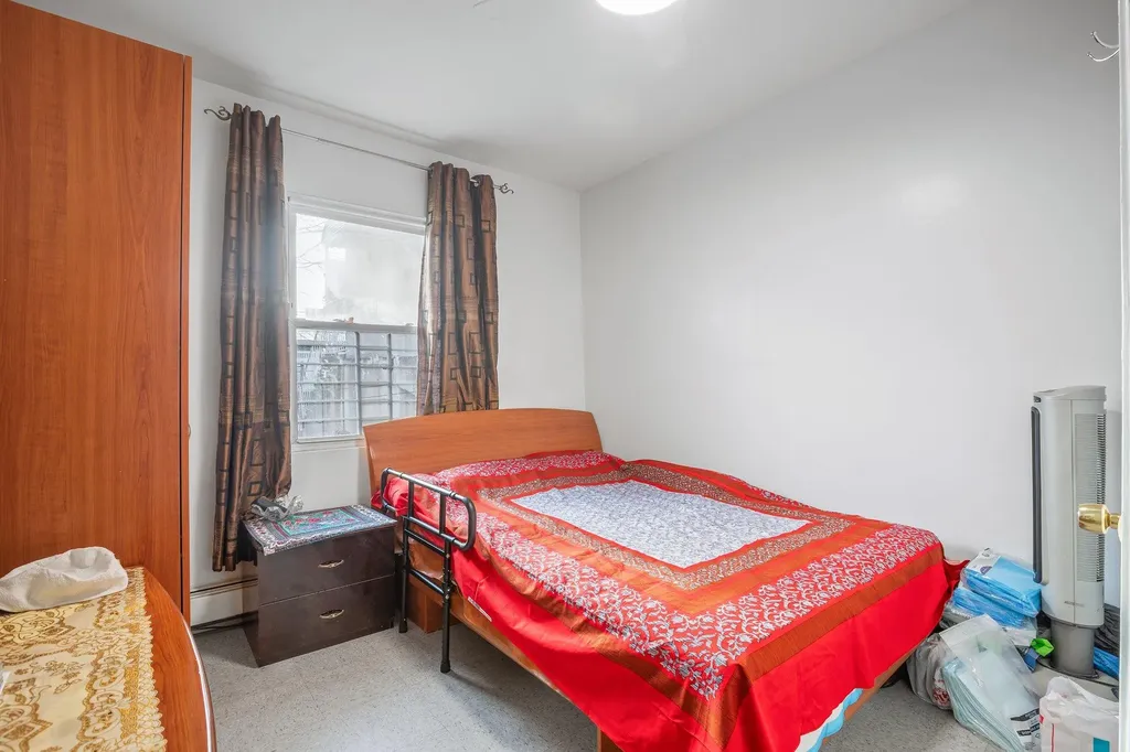 438 Shepherd Avenue Brooklyn NY 11208