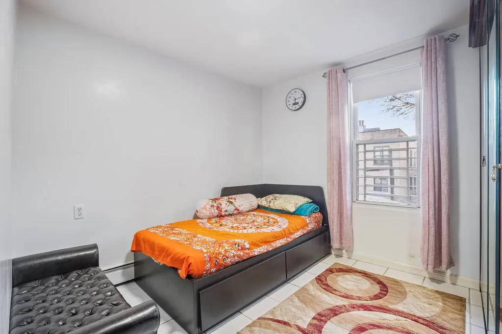 438 Shepherd Avenue Brooklyn NY 11208