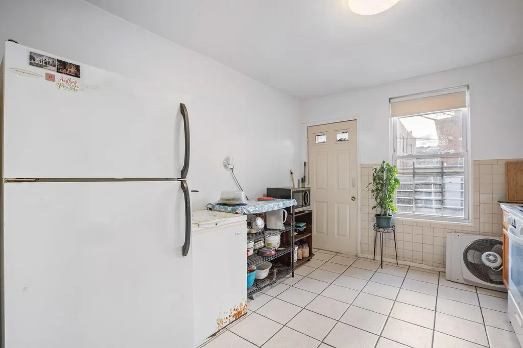 438 Shepherd Avenue Brooklyn NY 11208