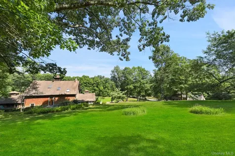 326 Bedford Center Road Bedford Hills NY 10506
