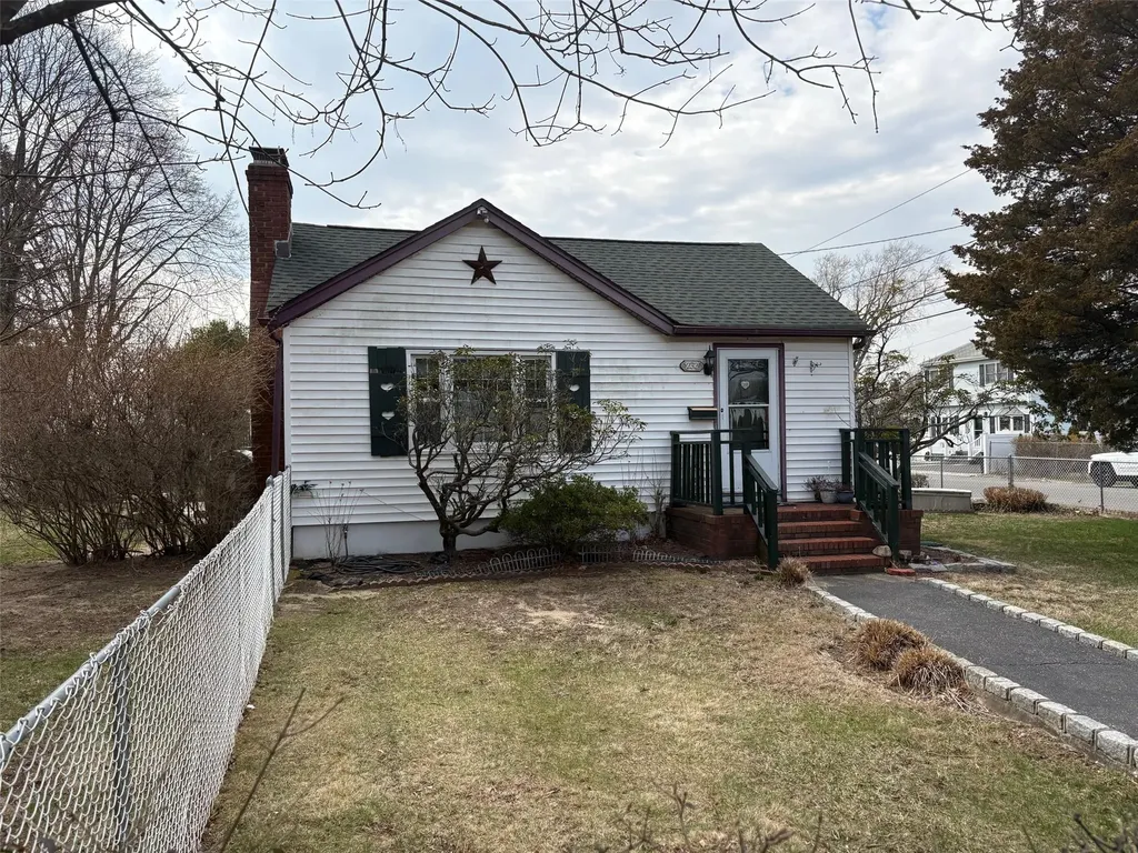 232 Belmont Avenue West Babylon NY 11704