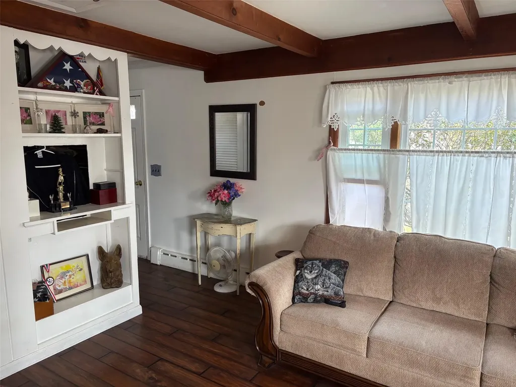 232 Belmont Avenue West Babylon NY 11704