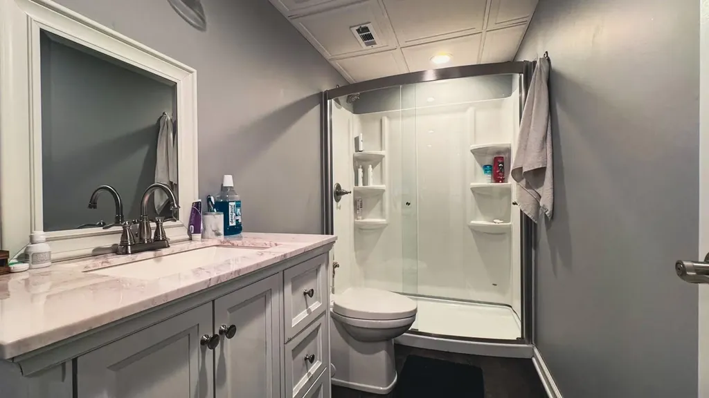 25 Ashley Circle Manorville NY 11949