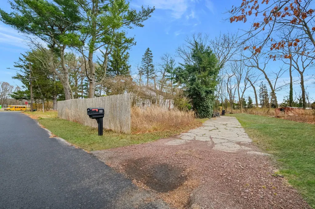 84 Landview Drive Dix Hills NY 11746