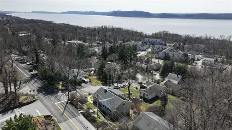 61 Cedar Lane Ossining NY 10562