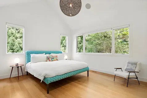 25 Oyster Shores Road East Hampton NY 11937