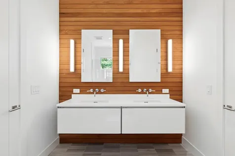 25 Oyster Shores Road East Hampton NY 11937