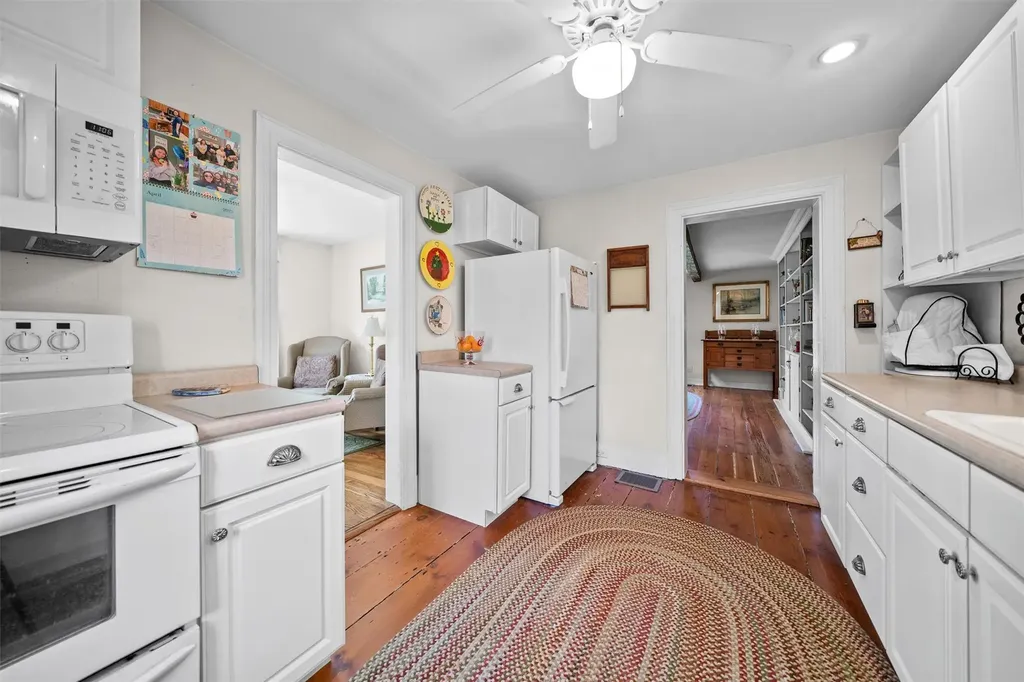 83 Old Minisink Trail Goshen NY 10924