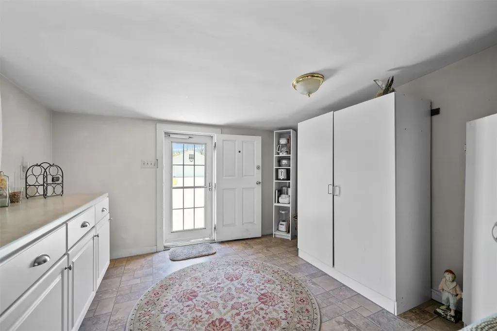 83 Old Minisink Trail Goshen NY 10924