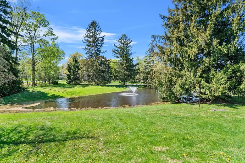 83 Old Minisink Trail Goshen NY 10924