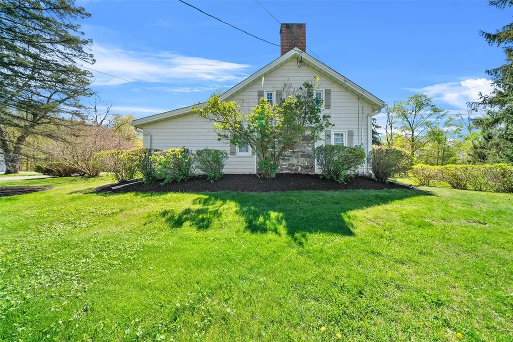 83 Old Minisink Trail Goshen NY 10924