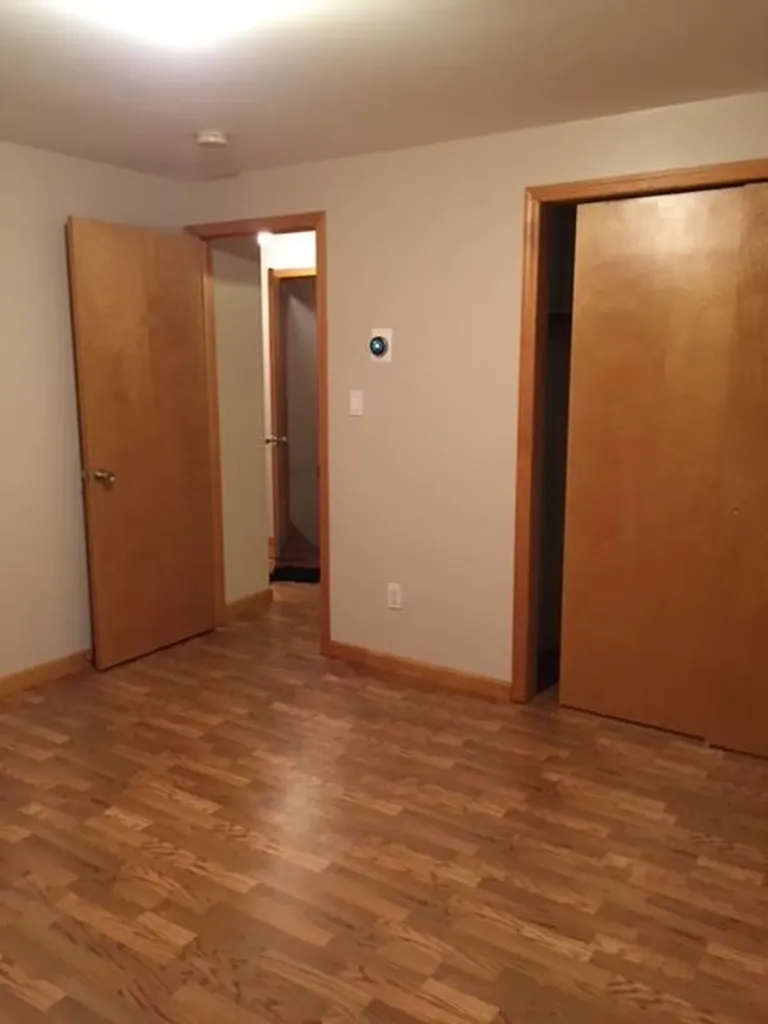 24 Raspberry Lane Levittown NY 11756