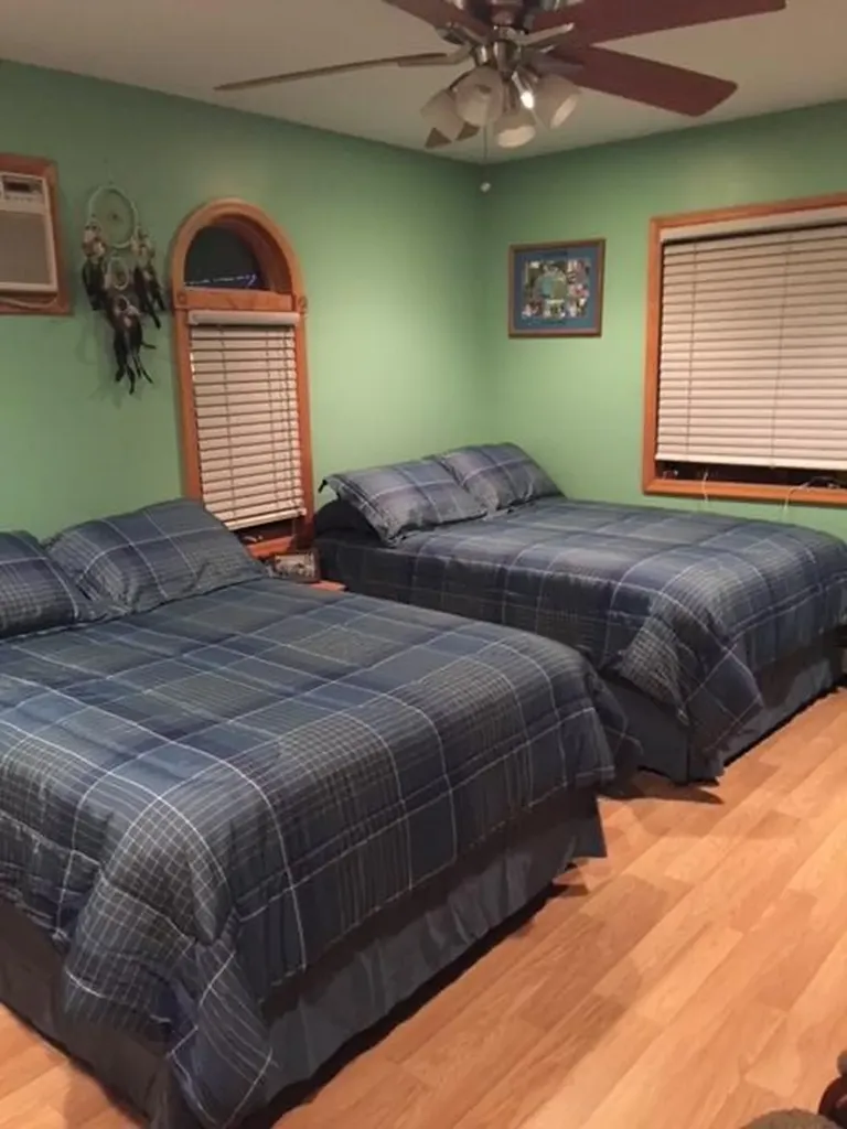 24 Raspberry Lane Levittown NY 11756