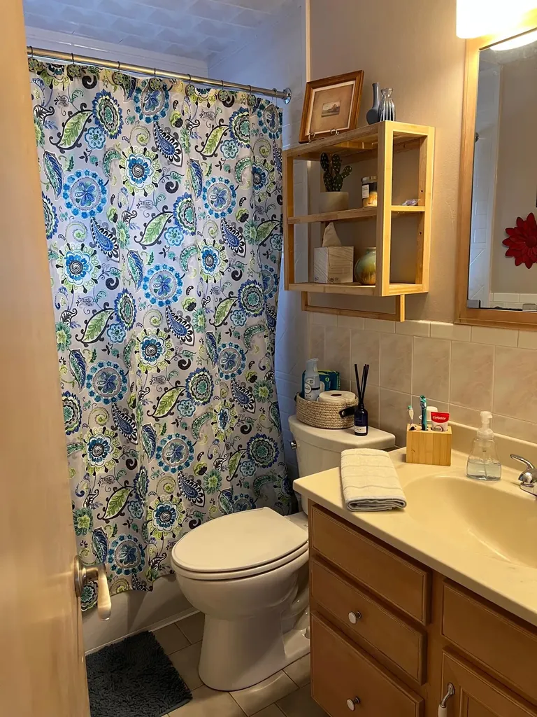 24 Raspberry Lane Levittown NY 11756