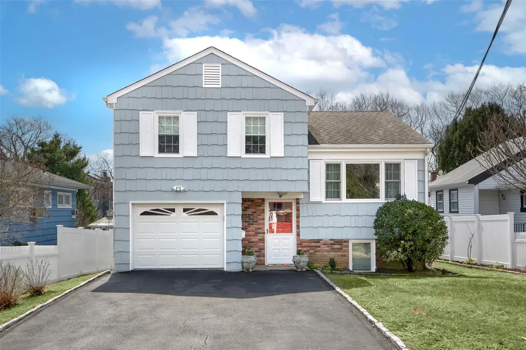 9 Bulkley Manor Rye NY 10580