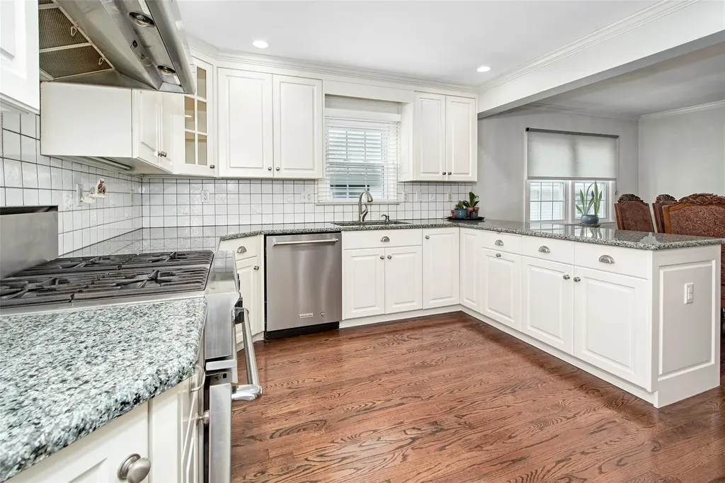 9 Bulkley Manor Rye NY 10580