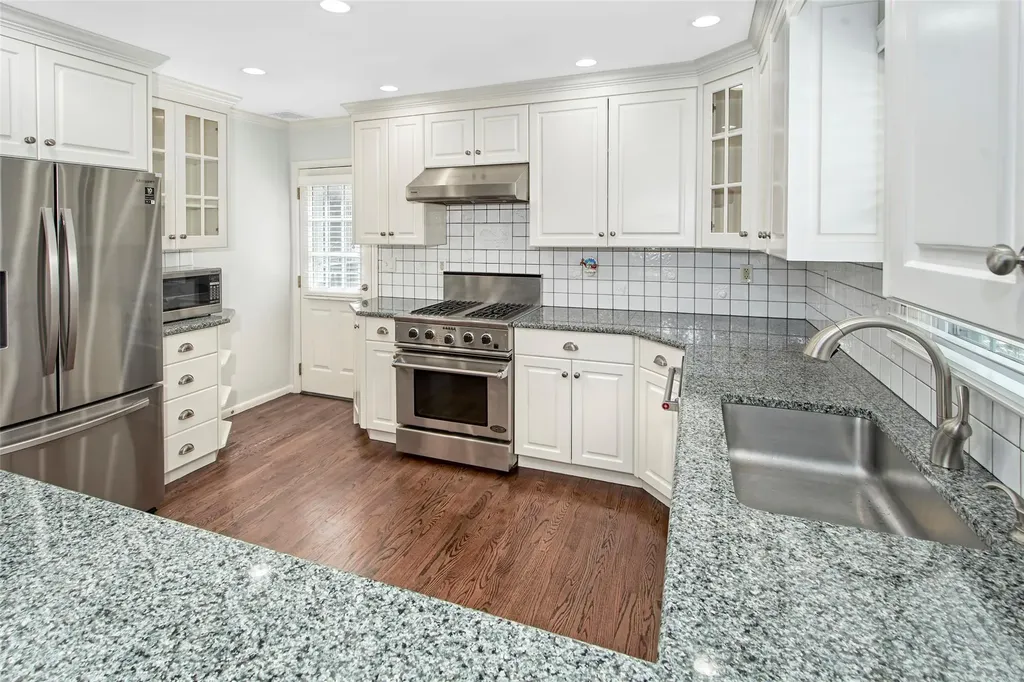 9 Bulkley Manor Rye NY 10580